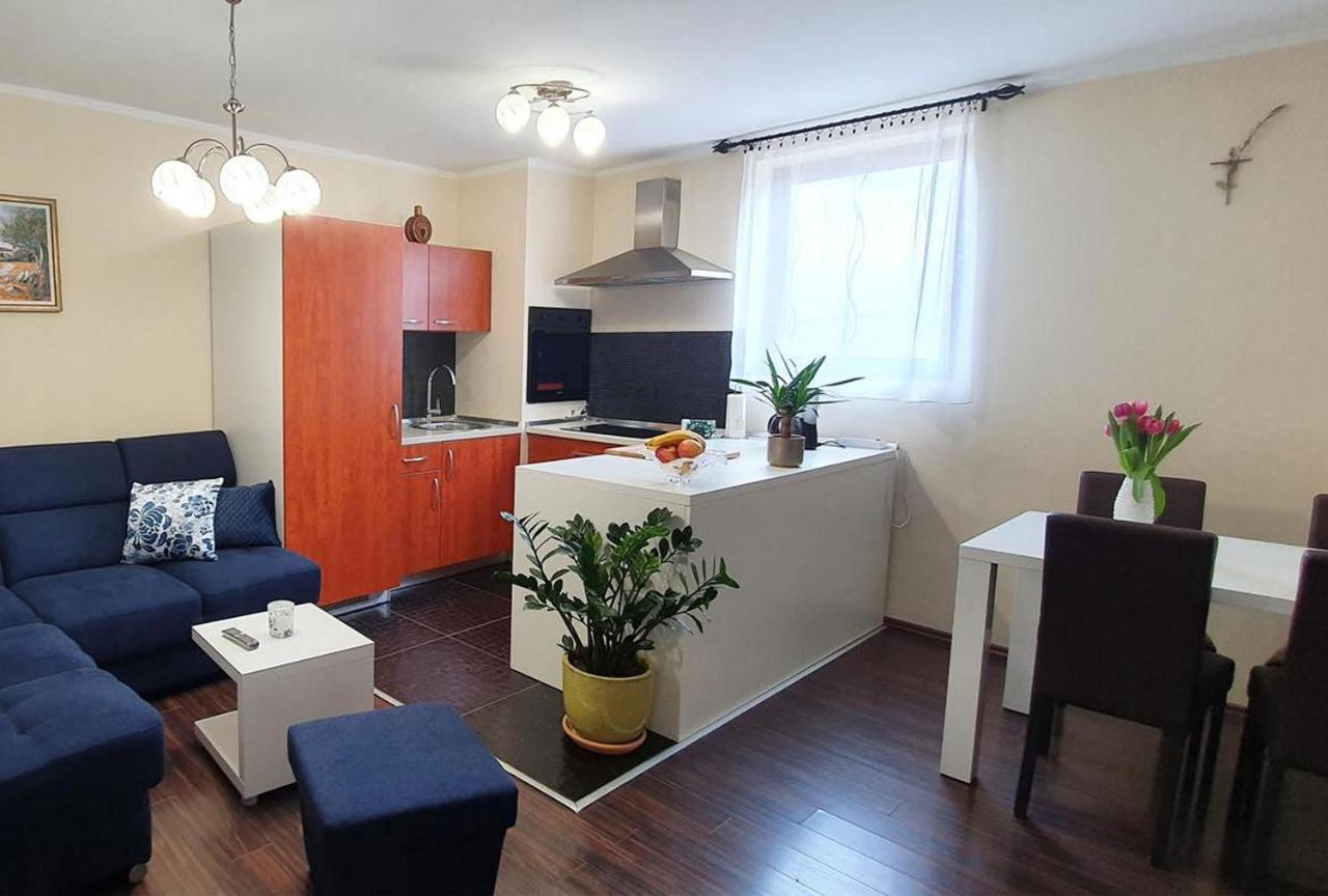 Apartments Tb Porat  Eksteriør bilde