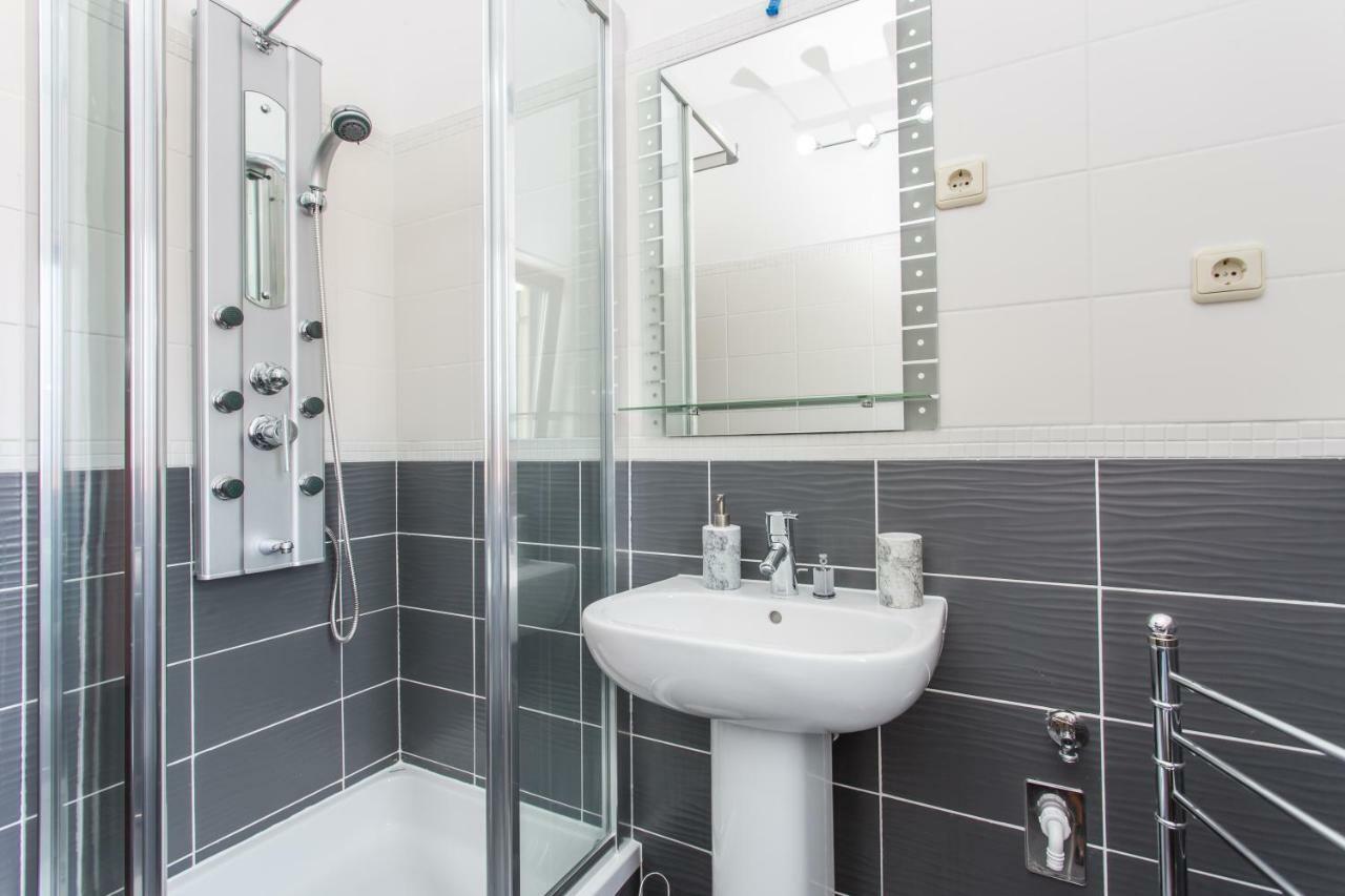 Apartments Tb Porat  Eksteriør bilde